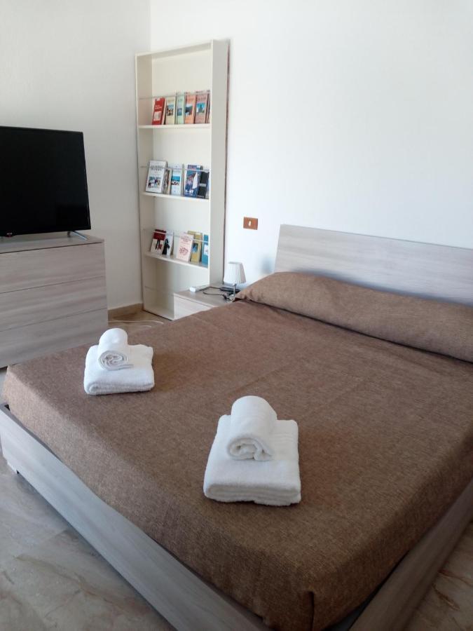 Flamingo Guest House- Rooms Olbia Zewnętrze zdjęcie