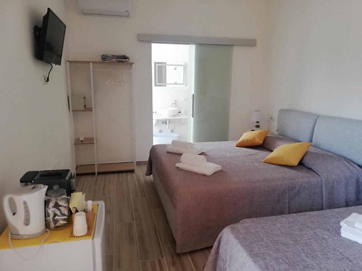Flamingo Guest House- Rooms Olbia Zewnętrze zdjęcie