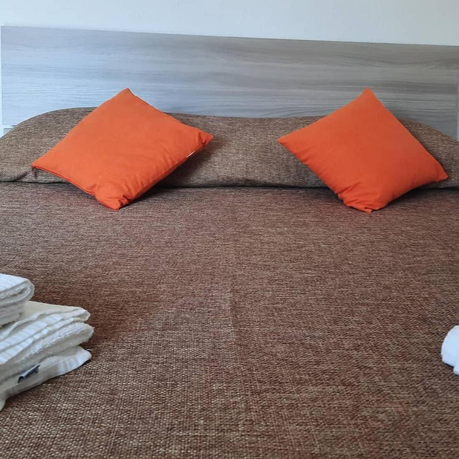 Flamingo Guest House- Rooms Olbia Zewnętrze zdjęcie